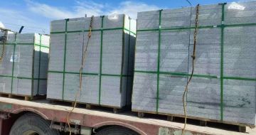 贵州 芝麻白花岗岩地铺石装车日常