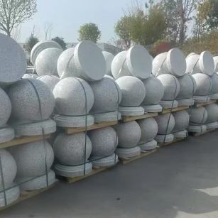 贵州 白麻花岗岩石材圆球，石球，挡车球，隔离球，景观石球，风水球等
