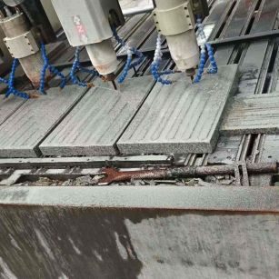 贵州 芝麻白花岗岩荔枝面盲道雕刻