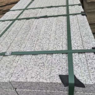 贵州 白麻花岗岩直行盲道石，盲条，地铺石