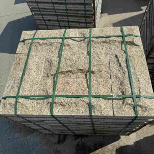 贵州 黄金麻花岗岩石材自然面蘑菇石成品