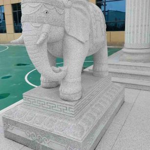 贵州 白麻花岗岩动物异形石雕-大象