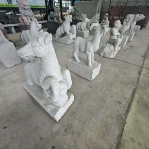 贵州 芝麻白花岗岩造型立体雕刻——十二生肖