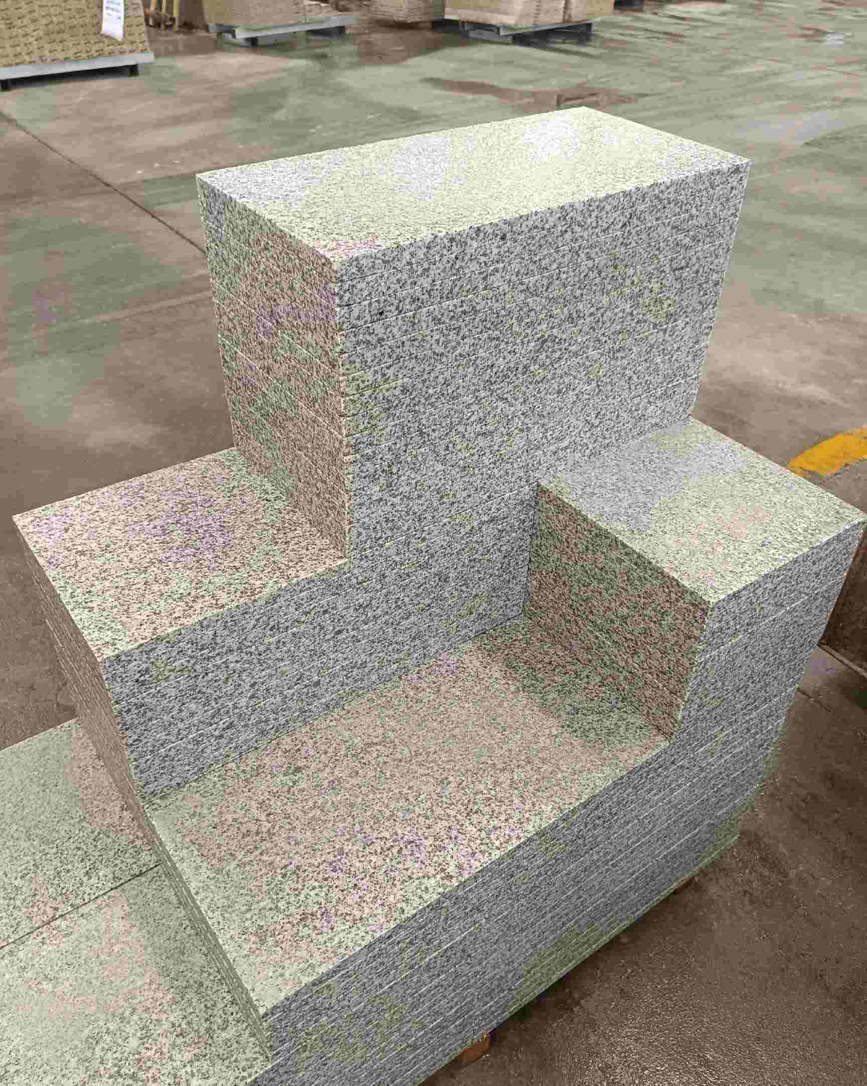 贵州 白麻花岗岩荔枝面地铺石