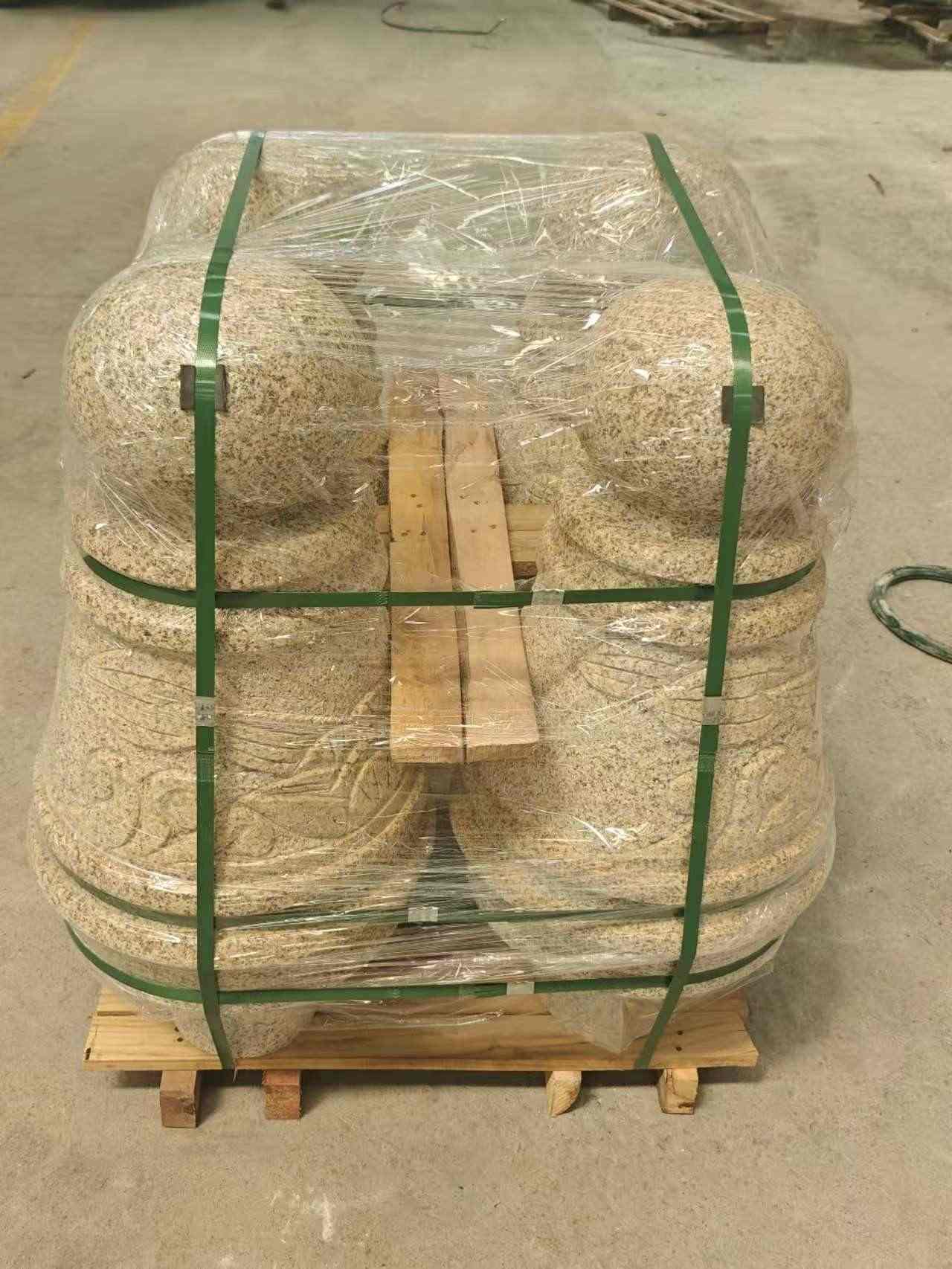 贵州 黄金麻异形定制雕花——棒棒糖挡车柱