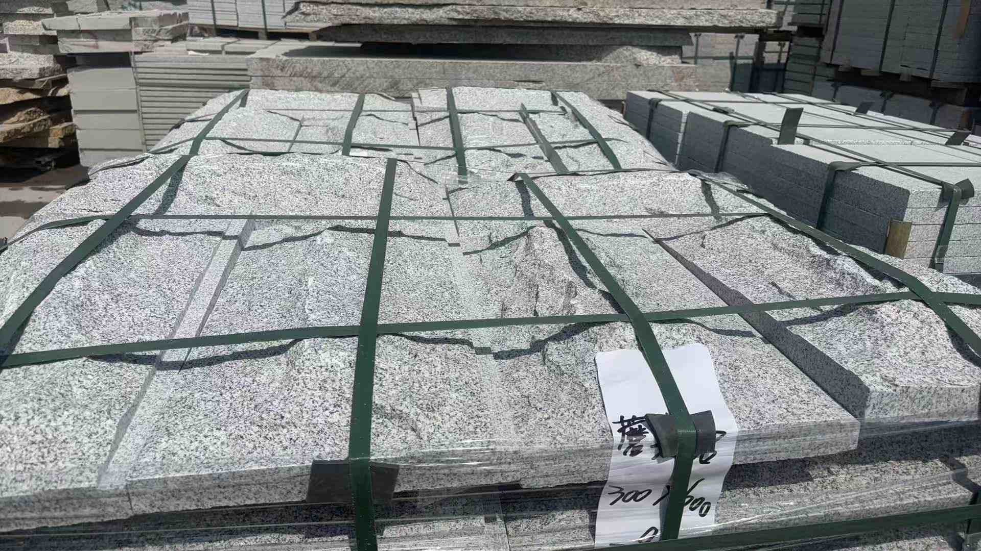 贵州 芝麻白蘑菇石成品