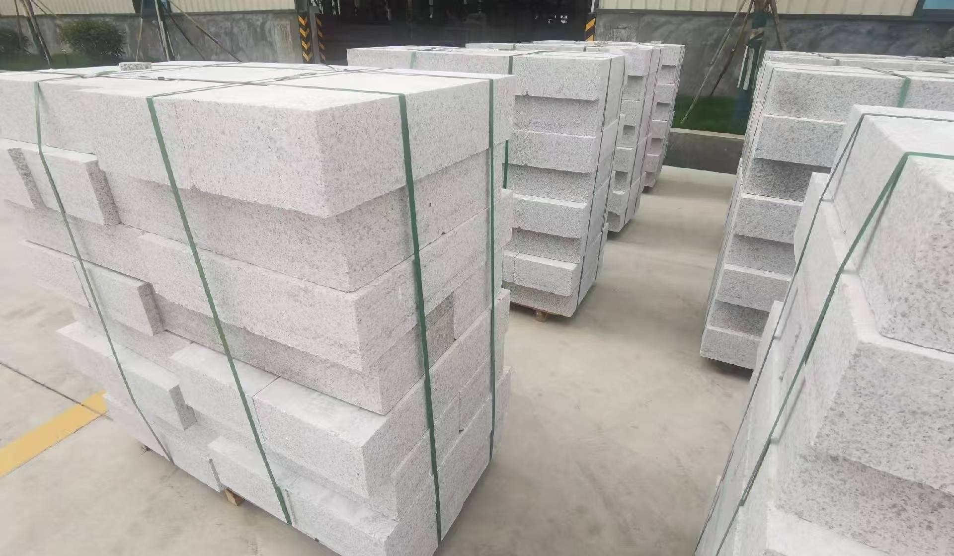 贵州 白麻花岗岩路沿石，立缘石，平缘石，路牙石，道牙石，马路牙子等